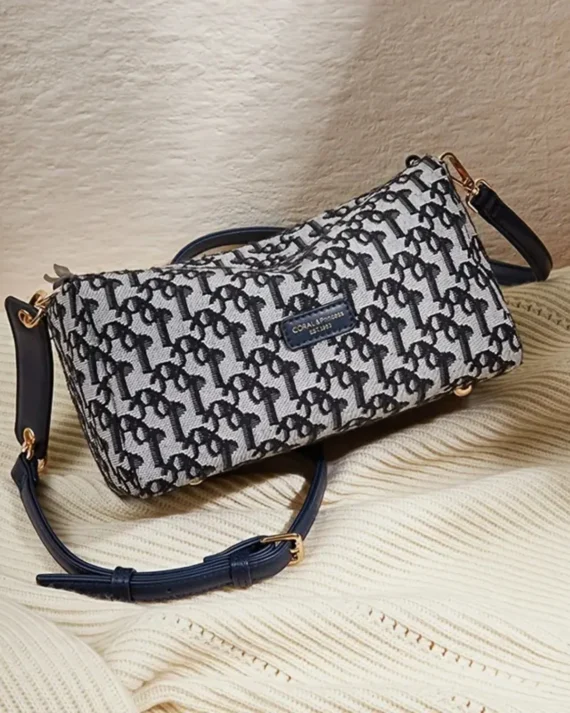 Stylish and Elegant Womens Boston Bag with Retro Geometric Pattern, Classic Crossbody Zipper, Chic Shoulder Canvas Purse