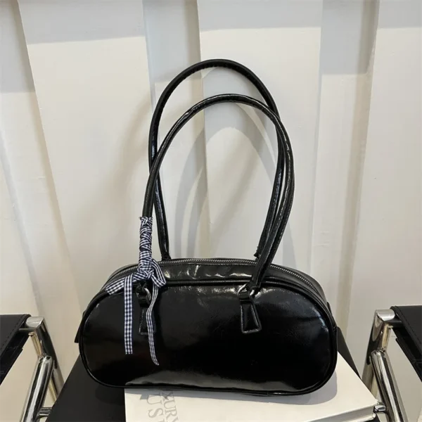Large Capacity Silver Bag Women Portable Pillow bag All-Match Shoulder Underarm sac Women's Handbag Casual Boston Commuting Bags
