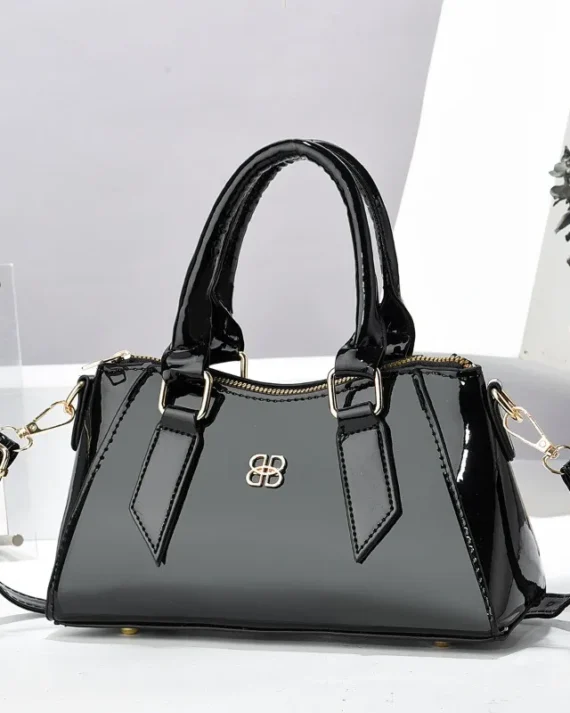2025 New Women Shoulder Bag Vintage Fashion Designer Bright Leather Tote Bag Exquisite Handbag Female Boston Pillow Bag