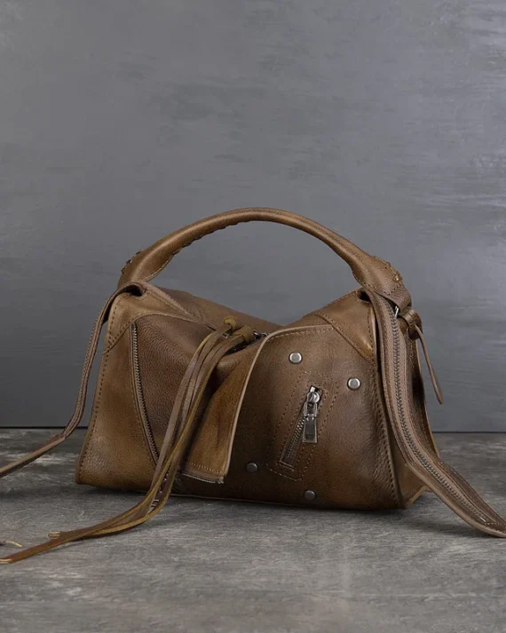 2025 Personalized Genuine Leather Women's Bag Retro Collar Tassel Small Square Bag Single Shoulder Crossbody Bag Large Capacity