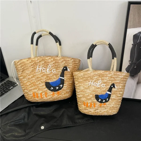 2025 Luxury Designer Straw Beach Bag Large Capacity Embroidery Women Bag Summer Raffia Handbag Shopper Basket Totes